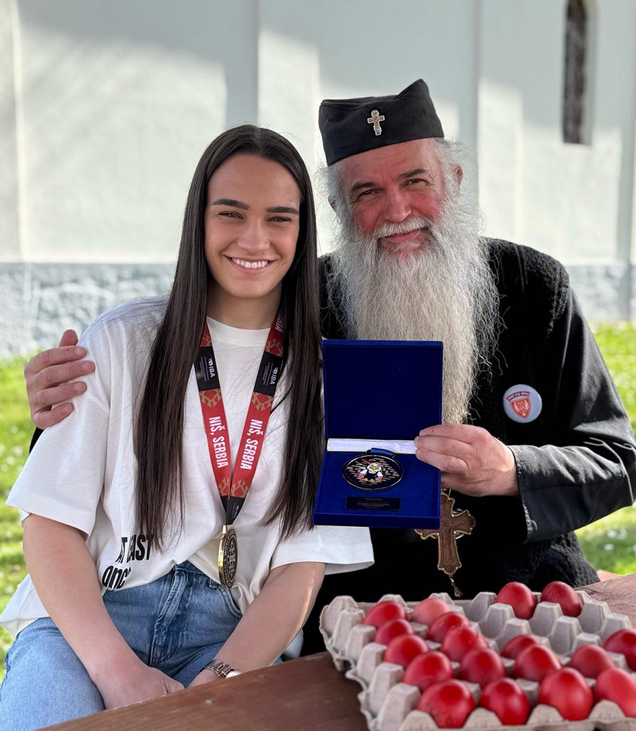 Sara Cirkovic i Iguman Luka Babic2