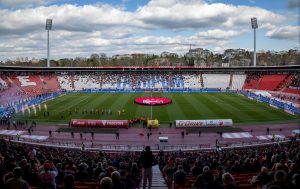 NAVIJAČI OZBILJNO PODBACILI, STADION SKORO NIJE BIO PRAZNIJI: Evo koliko je tačno ljudi bilo na večitom derbiju!