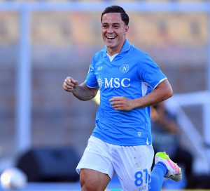 NAPOLI GAZI KA SKUDETU: Raspadorijeva „lepotica“ za tri važna boda! (VIDEO)