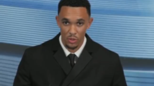 KADA NEKO POŠTUJE KLUB OVAKO SE TO RADI: Englez na tečnom španskom održao promociju u Madridu! (VIDEO)