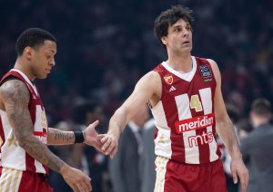 ZVEZDA SE ZAHVALILA LEGENDI: „Bila nam je čast…“ (VIDEO)