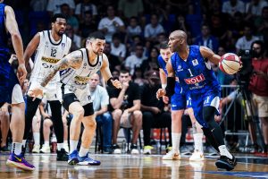 RASPAD CRNO-BELIH U DRUGOM POLUVREMENU: Šta se desilo košarkašima Partizana u trećoj četvrtini?!