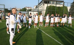 POHOD NA RUŠENJE IMPERIJE CRVENE ZVEZDE I POVRATAK U EVROPU: Partizan počinje možda i istorijske pripreme!