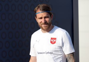 KATAI OBUKAO NACIONALNU OPREMU I PORUČIO: „More može da sačeka, reprezentacija je svetinja!“ (FOTO+VIDEO)