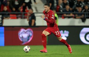 DUŠAN VLAHOVIĆ ODBIO PREOZBILJNU NOVČANU PONUDU: Džabe vam milioni, srpski golgeter ne želi tamo!