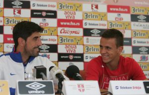 VELJKO PAUNOVIĆ I „ZLATNI ORLIĆ“ ĆE PONOVO SARAĐIVATI: Real Ovijedo dobija ogromno pojačanje u veznom redu!