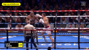 USIK JE NEPOBEDIV: Ukrajincu pet rundi dovoljno za zvanje apsolutnog šampiona! (VIDEO)