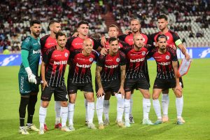 LINKOLN – MALI VELIKI KLUB: Potez vredan svakog poštovanja – Ovako se napušta svlačionica nakon meča! (FOTO)