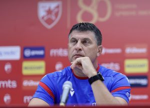 (SASTAVI) MILOJEVIĆ OSTAVIO ARNAUTOVIĆA NA KLUPI: Evo ko će igrati desnog beka umesto Seola!