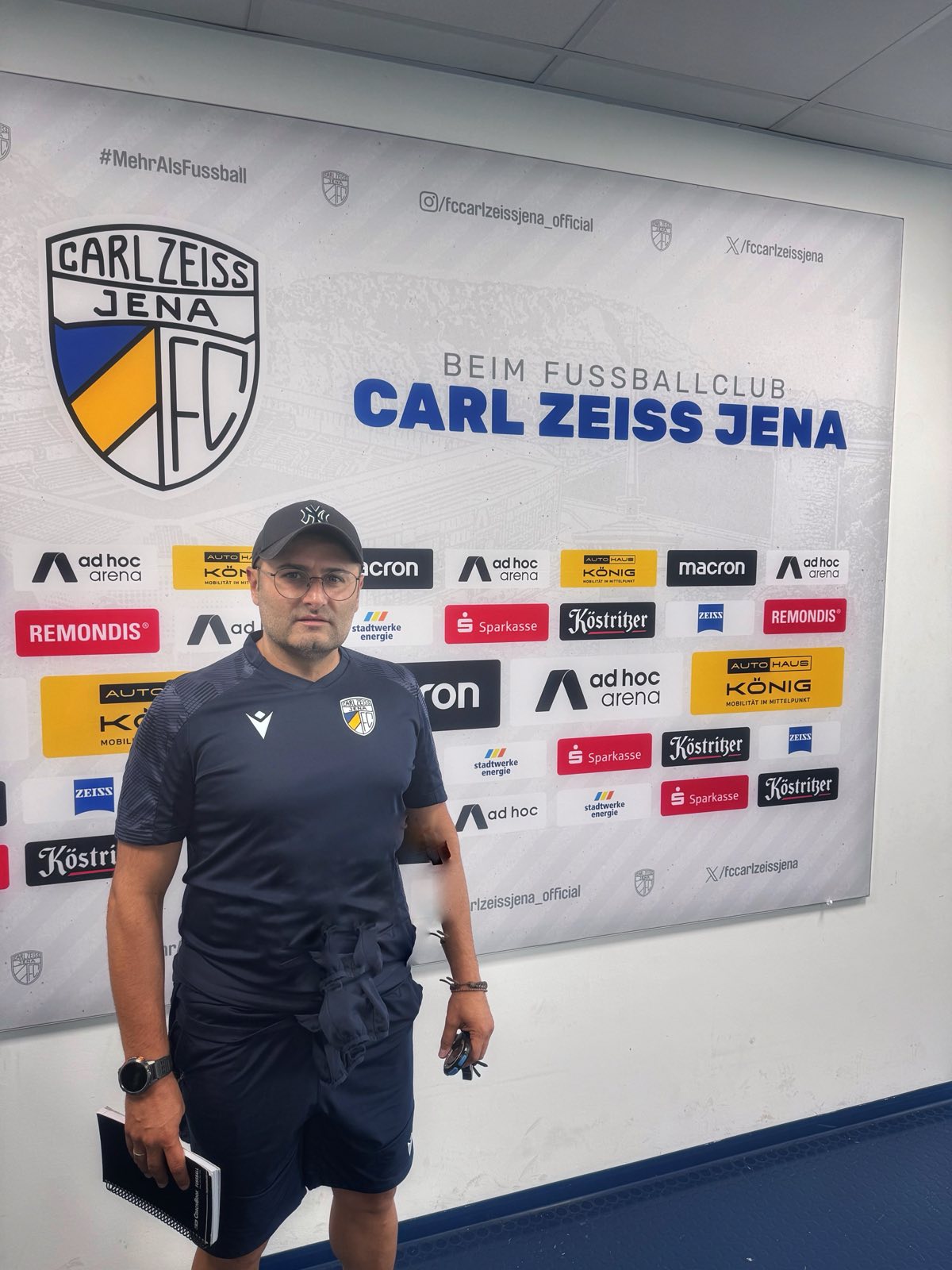 1000102518 1000102518