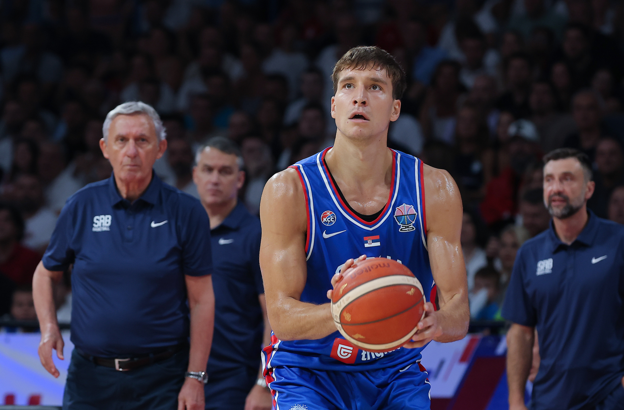 „BOGDANOVIĆ JE IMAO PROBLEM SA PEŠIĆEM, NIJE PUNO IGRAO“: Američki novinar zapalio srpski internet svojom izjavom!