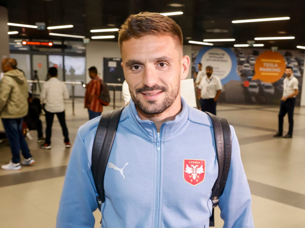 TADIĆA POŠTUJU VIŠE PREKO, NEGO U SRBIJI: Njegova reč mnogo znači!