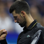 PAZI ŠTA REKLAMIRA: Legendarni teniski trener pohvalio Novaka i iskritikovao one koji tvrde da se ponaša „lažno“!