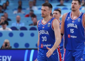 OPORAVAK IDE ODLIČNO: Avramović se vraća na parket ranije nego što je predviđeno!