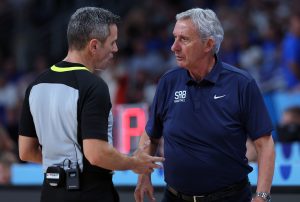 UMESTO NA TRENING ONI SU IŠLI U CRKVU: Pešić prijateljima otkrio kakve je probleme imao na Evrobasketu!