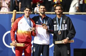 MUZETI POBESNEO NA PUBLIKU, IZVREĐAO SVE KINEZE: Italijan se oglasio i na Instagramu!