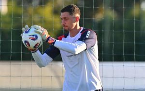 ‘BOG NA NEBU, PETROVIĆ NA GOLU’: Vrhunska partija srpskog golmana!