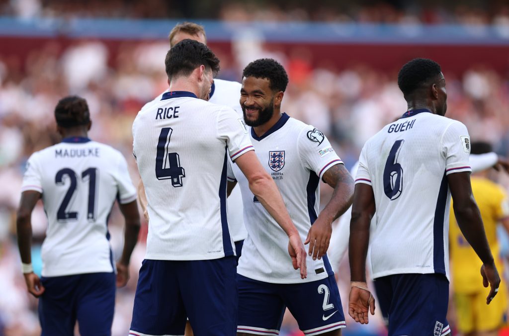 ENGLEZI POJAČAVAJU UM PRED MEČ SA SRBIJOM: Trenirali u patikama koje utiču na mozak!