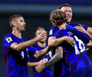 HRVATSKA RAZBILA CRNU GORU U KOMŠIJSKOM DERBIJU: Švajcarska lako protiv Slovenije!