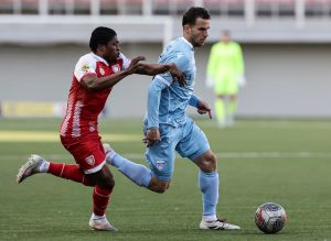 GRAFOSI SE NE ŠALE: Iskusni bek zvanično u ljubičastom dresu!