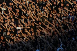 GROBARI UZVRAĆAJU UDARAC: Poznato obeležje Delija završilo na Jugu!