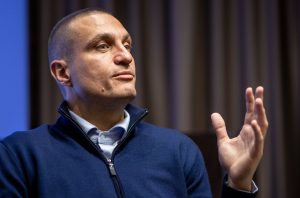 RUNI BRUTALNO O VIDIĆU: Bio je noćna mora!