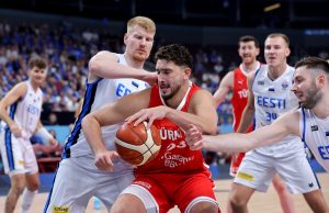 TURSKA RUTINIRALA ESTONIJU, SA SRBIJOM ZA PRVO MESTO U GRUPI: Orlovi moraju da pobede oba meča do kraja!