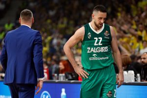 LEGENDA GRČKE KOŠARKE O SRBIMA: Micić je dobar skorer i defanzivac, Milutinovu treba više minuta!