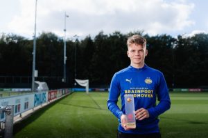 KAD POGLEDATE SUMU NEĆE VAM BITI DOBRO: Tek napunio 21 godinu, a već odlazi u Saudijsku Arabiju!