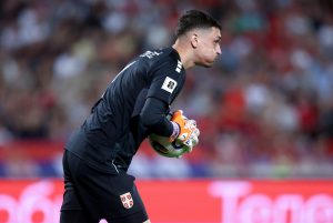 (POLUVREME) ENGLEZI SE POIGRAVAJU SA ‘ORLOVIMA’: Đorđe Petrović jedini dostojan reprezentativnog dresa u prvom poluvremenu!