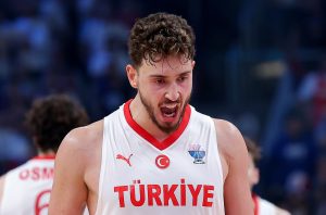 BEZ IZNANĐENJA NA STARTU NOKAUT FAZE EVROBASKETA: Turska se mučila ali slomila otpor borbenih Šveđana!