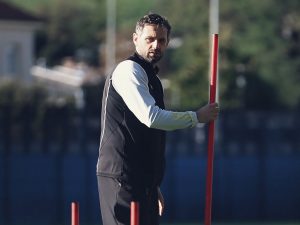 NEVIĐENA DRAMA POTRESA MARIBOR: Đalović pokušao da spreči sukob igrača, pa i sam postao žrtva tuče!