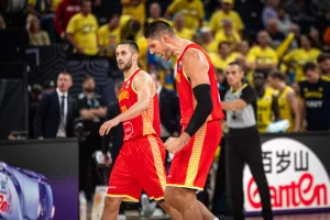 CRNA GORA PREŽIVELA DRAMU PORITV ŠVEDSKE: Sokolovi još uvek mogu da prođu dalje!