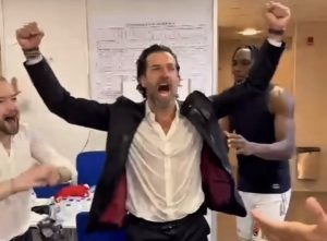 VEČE KOJE ĆE ZAUVEK PAMTITI: Pogledajte kako su Tomović i igrači proslavili pobedu u svlačionici!