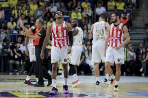 MONEKE PROGOVORIO O ODNOSU SA OBRADOVIĆEM: Moramo da rešimo neke stvari!