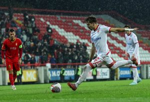 KOSTOV HLADNOKRVAN: Ovako je zvezdin vunderkid savladao Savića sa bele tačke! (VIDEO)