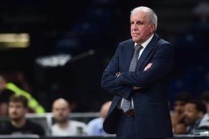 ŽELJKO OBRADOVIĆ IZUZETNO LJUT: „Neću da komentarišem druge – Nađite mi jedan klub u Evropi, da je toliko mladih igrača prošlo!“