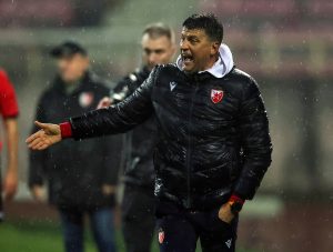 DA LI JE MILOJEVIĆ ZAVRŠIO SA NJIM? Izbacio ga iz igre, a sad bi mogao da napusti Marakanu!