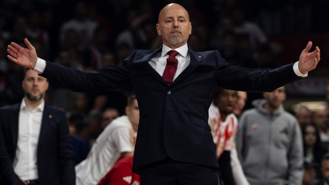 (TVITOVI) „DRAGO MI JE ŠTO SU IŠLI NA +35“, „NADAM SE DA SAŠA USKORO IDE“: Navijači protiv ostanka Obradovića, priziva se povratak legendarnog trenera!