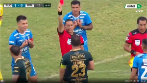 OVOG NEMA NI KOD NAS: Policija na terenu, pesnice, šutiranje i sedam crvenih kartona! (VIDEO)