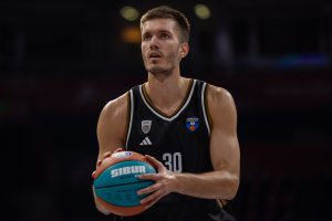 GOSTOVANJE DUBAIJU PROSTO NIJE FER: Žalgiris takođe nije mogao da igra posle dugačkog puta!