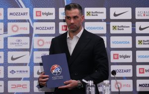 ALIMPIJEVIĆ UDARAO SVE PRED SOBOM ZBOG SUDIJSKE ODLUKE: Bes srpskog trenera šokirao sve! (VIDEO)