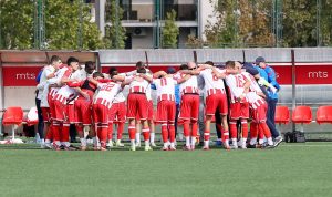 SAMO RODITELJI I TO DESETAK: U Češkoj srećni jer će Zvezda igrati bez navijača!