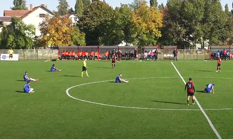 REPREZENTACIJA TU IGRA SVOJE MEČEVE, A ONI STUPILI U ŠTRAJK: Fudbaleri Dubočice seli na teren jer pola godine nisu primili platu!