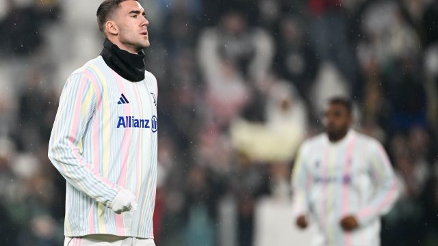 KONAČNO DOBRE VESTI: Otkriveno kada se Vlahović vraća na teren!