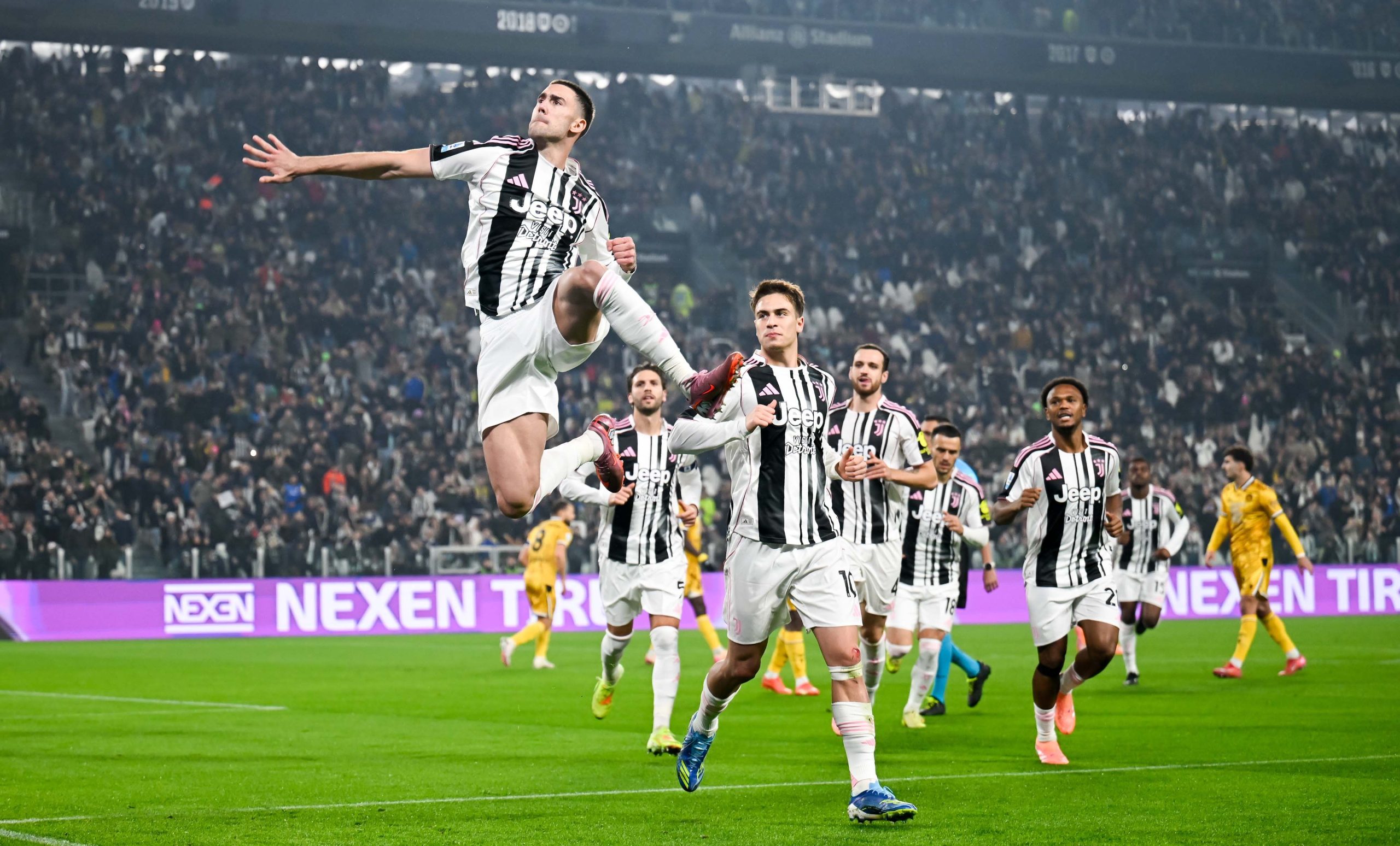 ZNA KAKO SE OSVAJAJU TROFEJI U ITALIJI: Juventus i Vlahović dobili novog trenera!