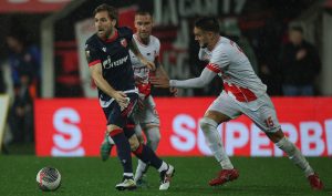 U NIŠU PLJUŠTALA SAMO KIŠA: Golovi izostali na meču između Radničkog i Zvezde!