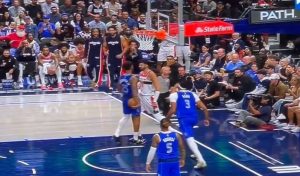 VUKČEVIĆ SE UMALO POBIO NA MEČU: Vašington ga oborio pa mu se uneo u lice, Srbin mu nije ostao dužan!