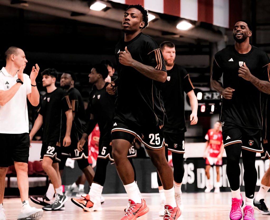 DUBAI SIGURAN KRAJ MORAVE: Pao i Borac iz Čačka!