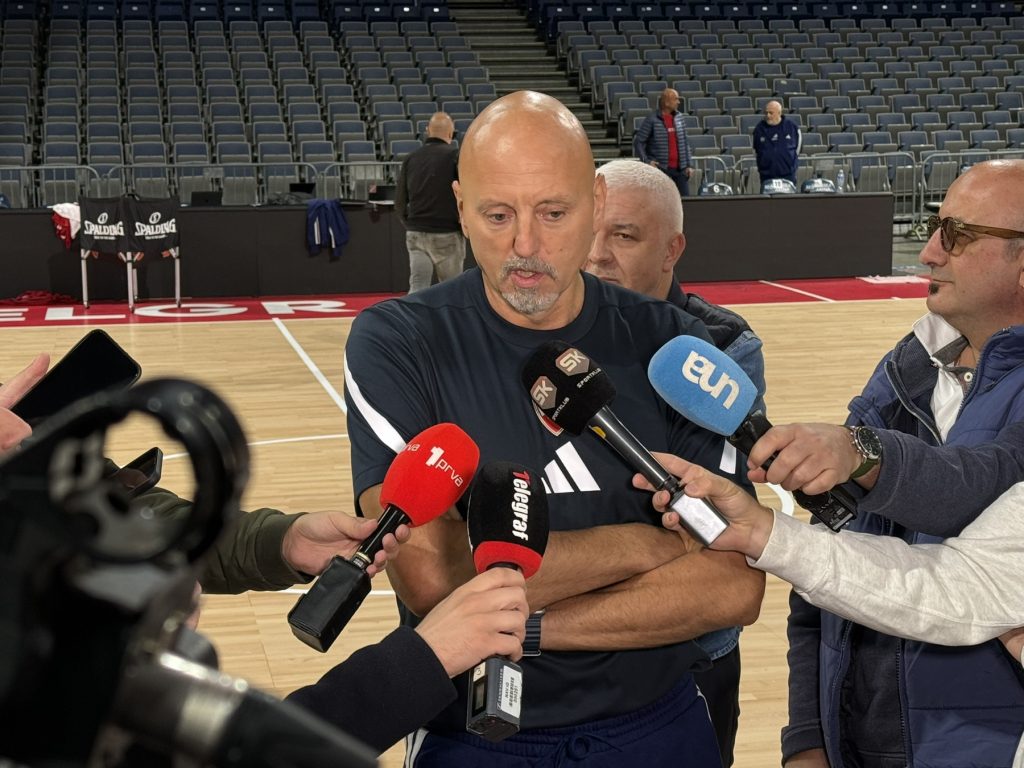 OBRADOVIĆ PO PRVI PUT NAKON DOLASKA U ZVEZDU: Moram da izolujem emocije, svi znamo zašto!